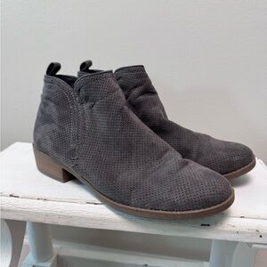 Women’s Gray/Brown Suede Ankle Boots
